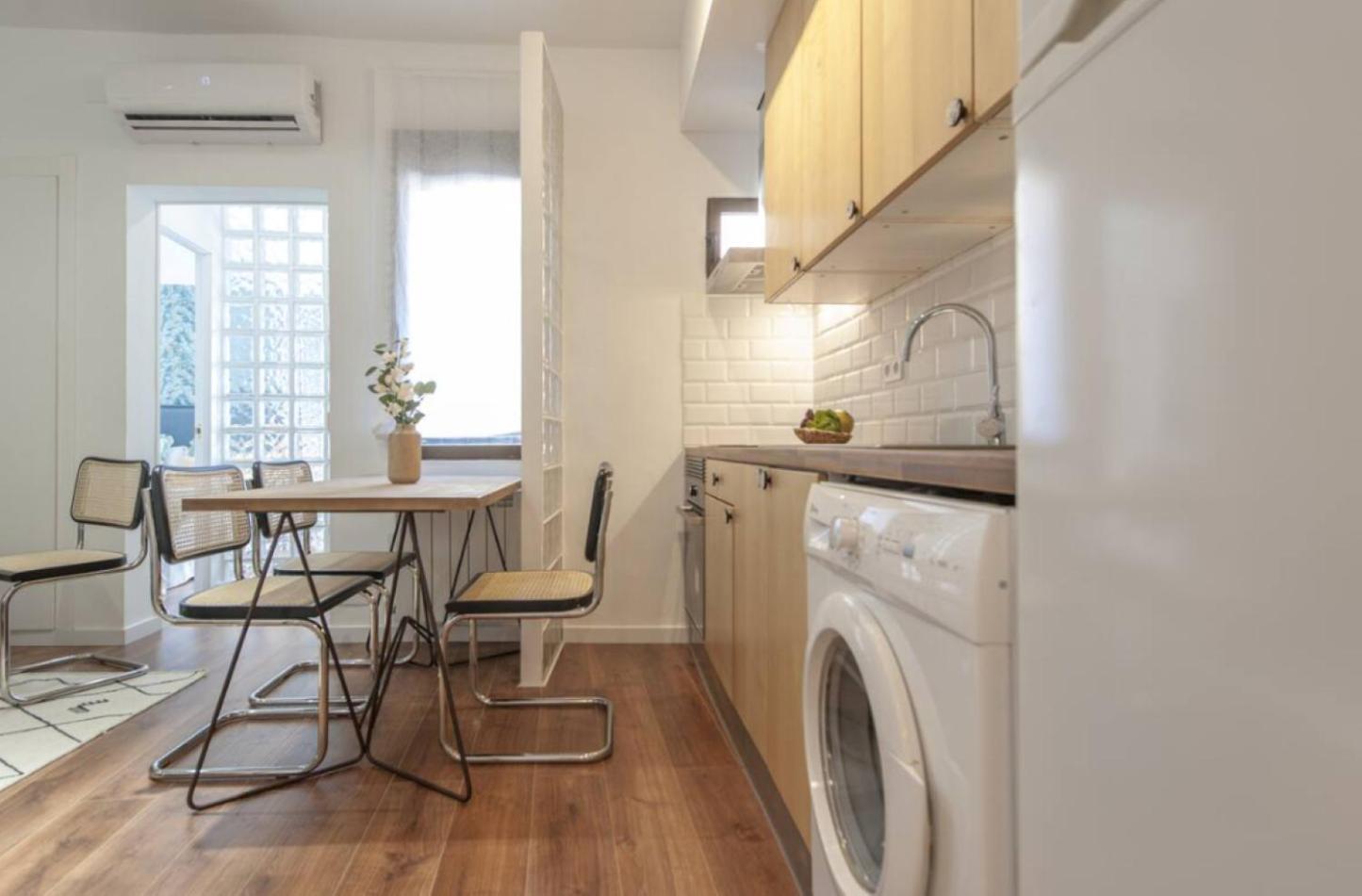 Apartamento Piso Chic Y Espacioso En El Corazon De Malasana Madrid
