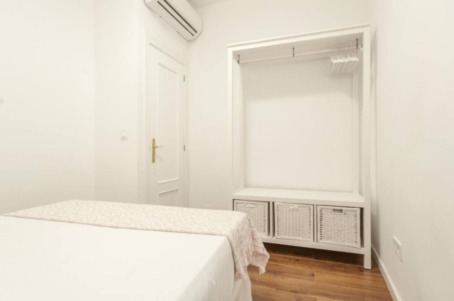 Piso Chic Y Espacioso En El Corazon De Malasana Apartamento